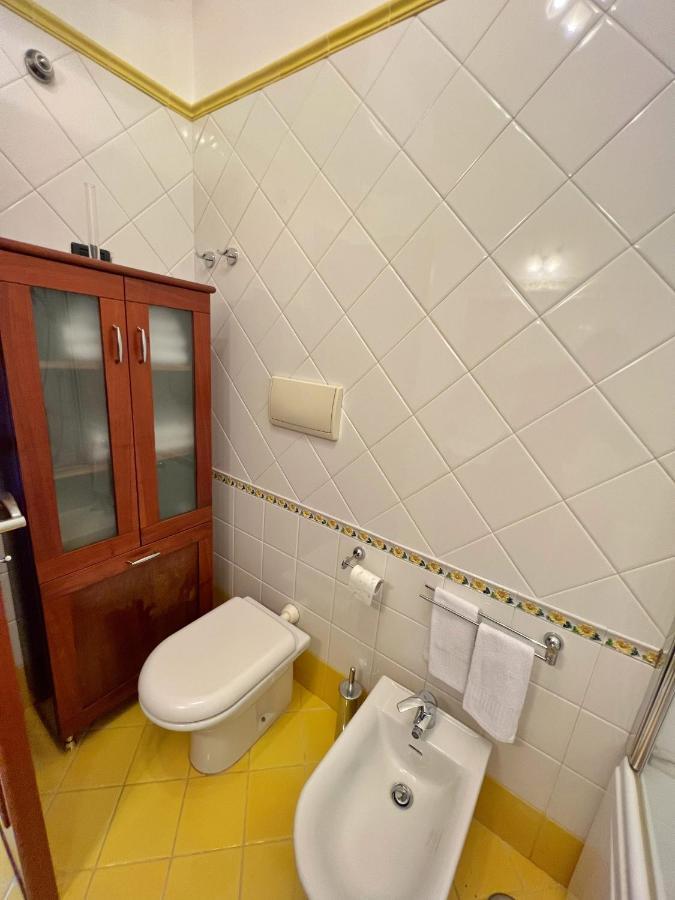 Augusto Capri Apartment Bagian luar foto