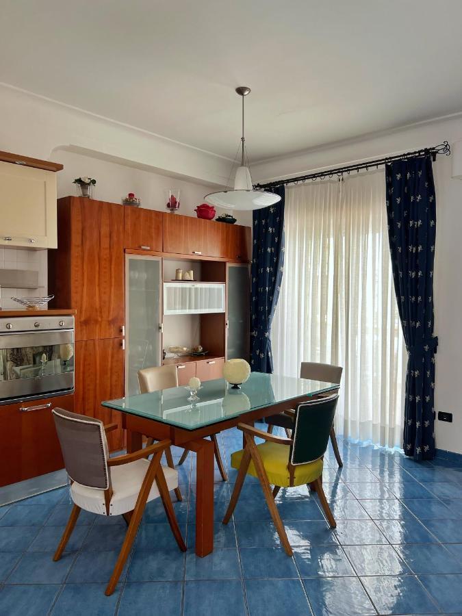 Augusto Capri Apartment Bagian luar foto