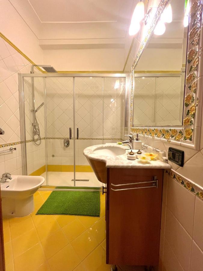Augusto Capri Apartment Bagian luar foto