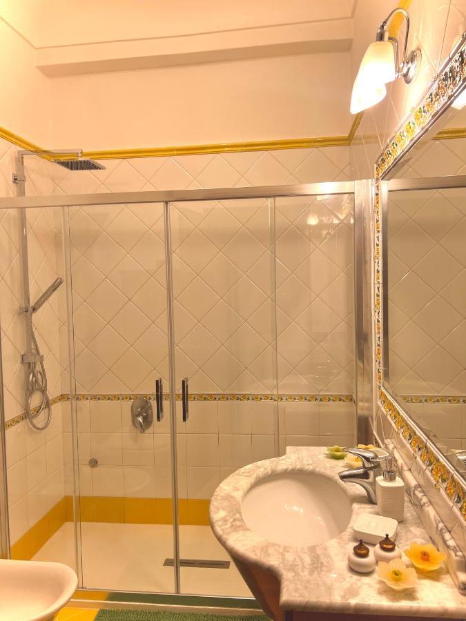 Augusto Capri Apartment Bagian luar foto